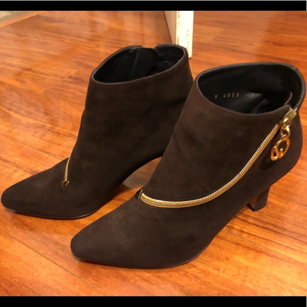 St. John Vintage Italian Booties